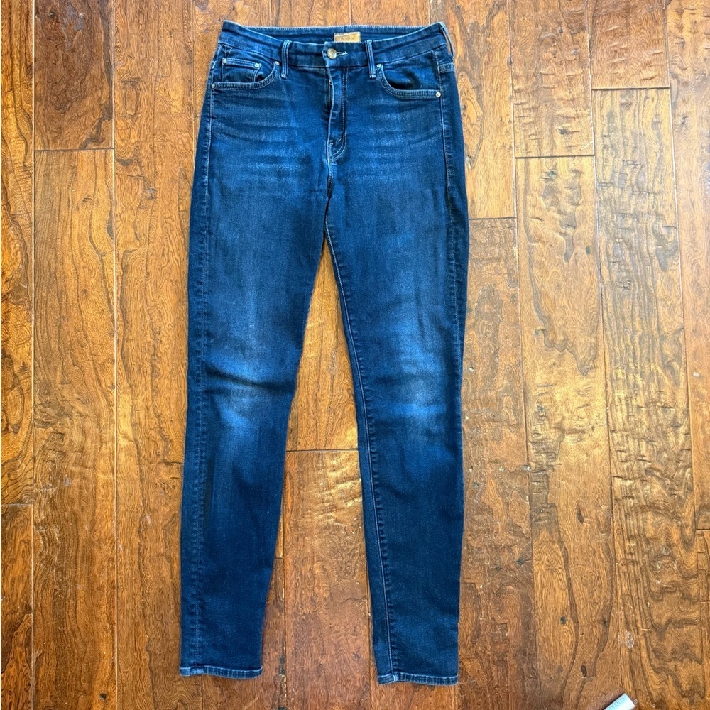 Mother The High Waisted Looker jeans in Coffee, Tea or Me? Lyocell Blend size 28